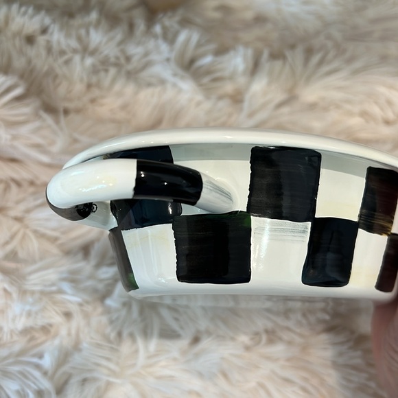 MacKenzie-Childs Small Courtly Check Oval Gratin Enamel Dish - Picture 6 of 14